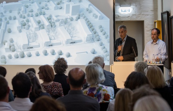 &quot;Wer baut Erlangen&quot; in der Brunnenhalle