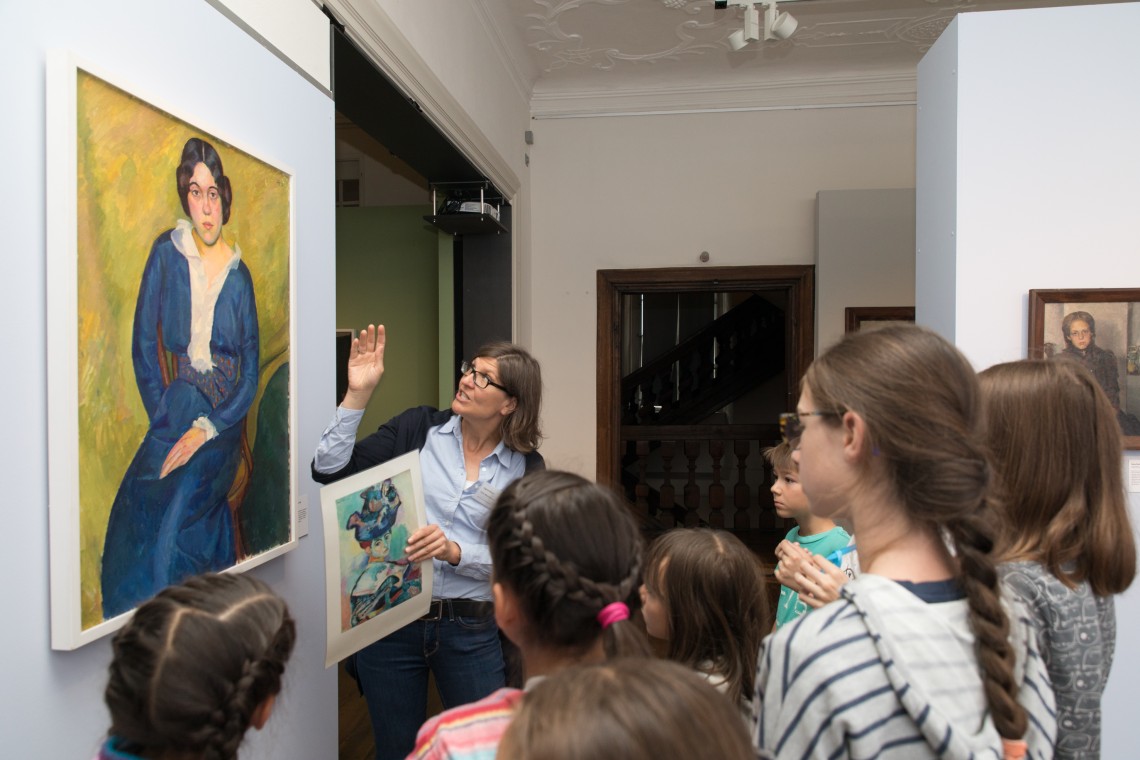 Führung durch die Barthelmeß-Kunstausstellung für Schülerinnen und Schüler
